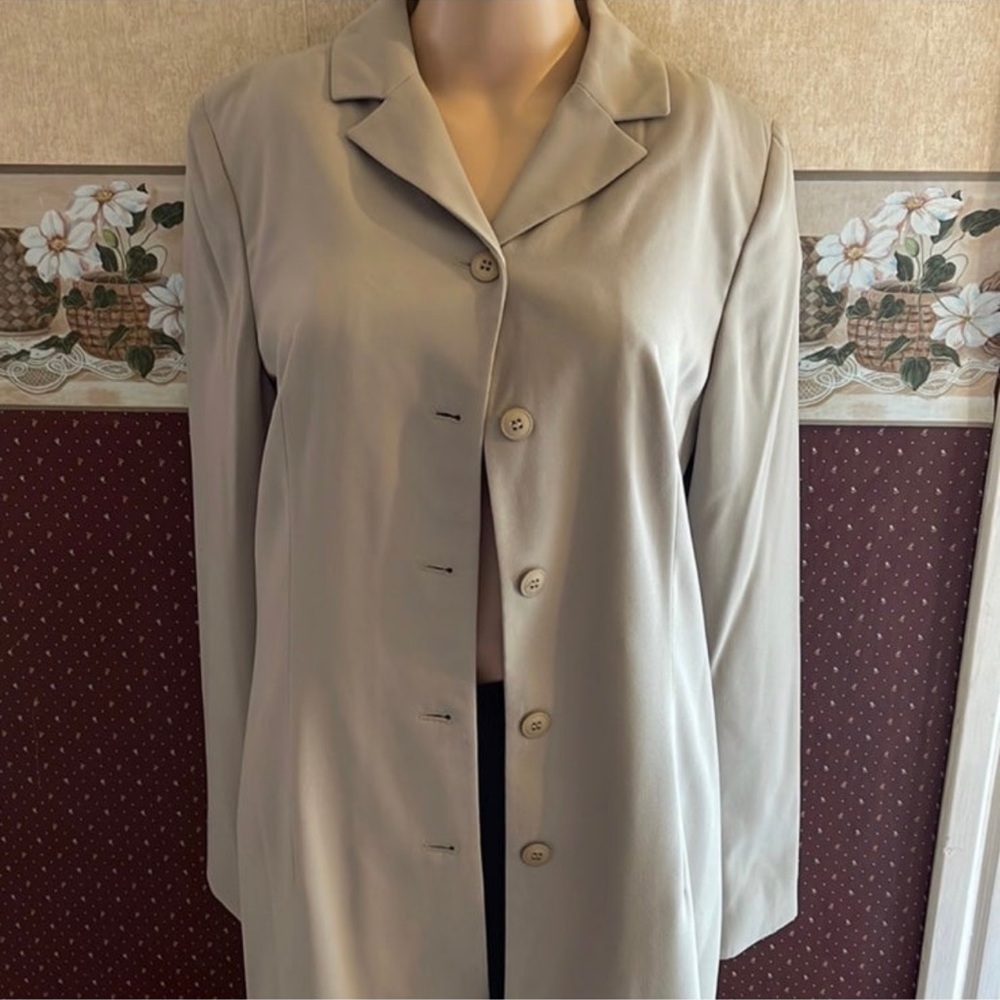 Long Blazer - Picture 2 of 4